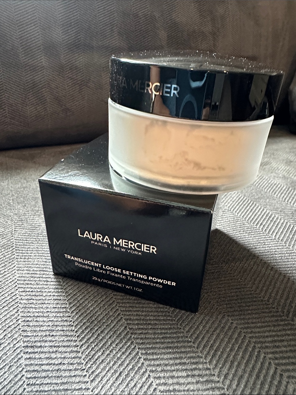 laura mercier Translucent Loose Setting Powder - Black & Cream